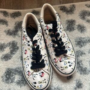 Zara Girls Black and White Sneakers with Classic Design